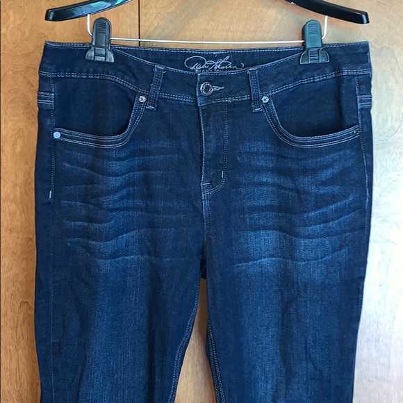 Diane Gilman Denim - EUC Women’s dark denim jeans - size 12